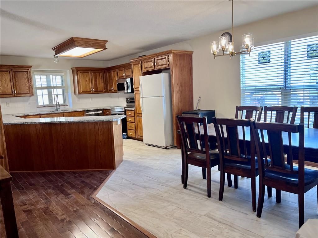 1116 N Mohican Court — photo 12