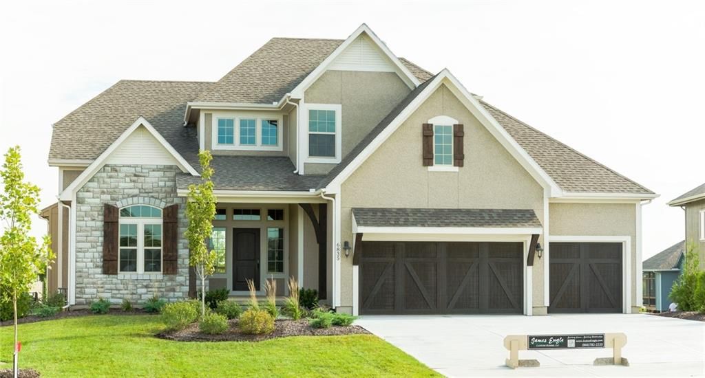 22029 W 99th Terrace, Lenexa, KS