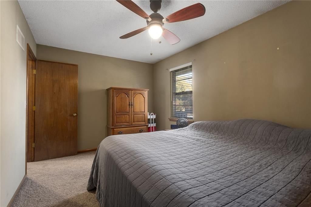 7363 N Hickory Road — photo 13