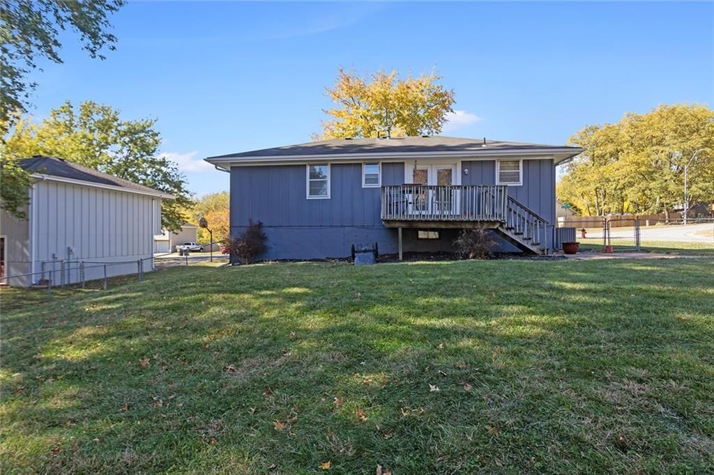 7363 N Hickory Road — photo 23