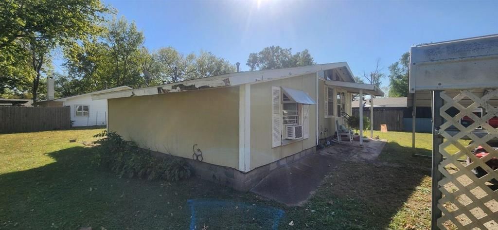 422 S Webster Street — photo 22