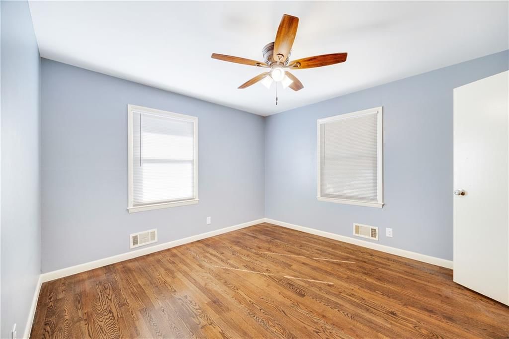 4844 Overton Avenue — photo 8