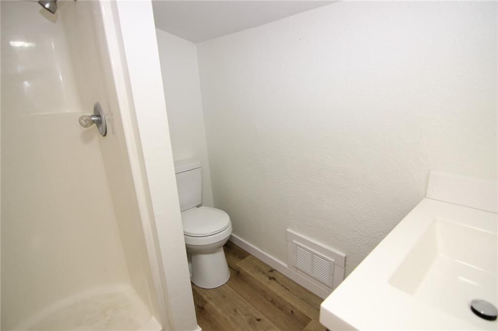5628 Pitkin Avenue — photo 19