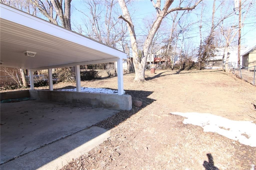 5628 Pitkin Avenue — photo 26