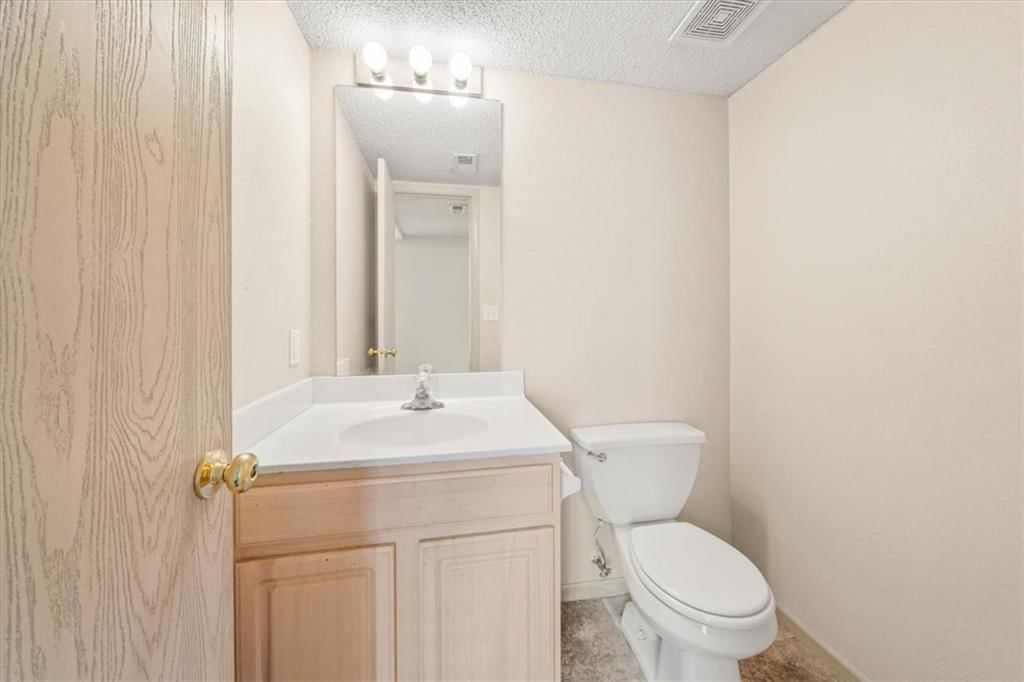 10668 E 46th Street — photo 9