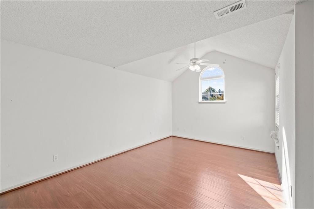10668 E 46th Street — photo 11