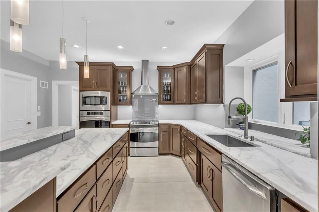6 NW Briar Point Drive — photo 15