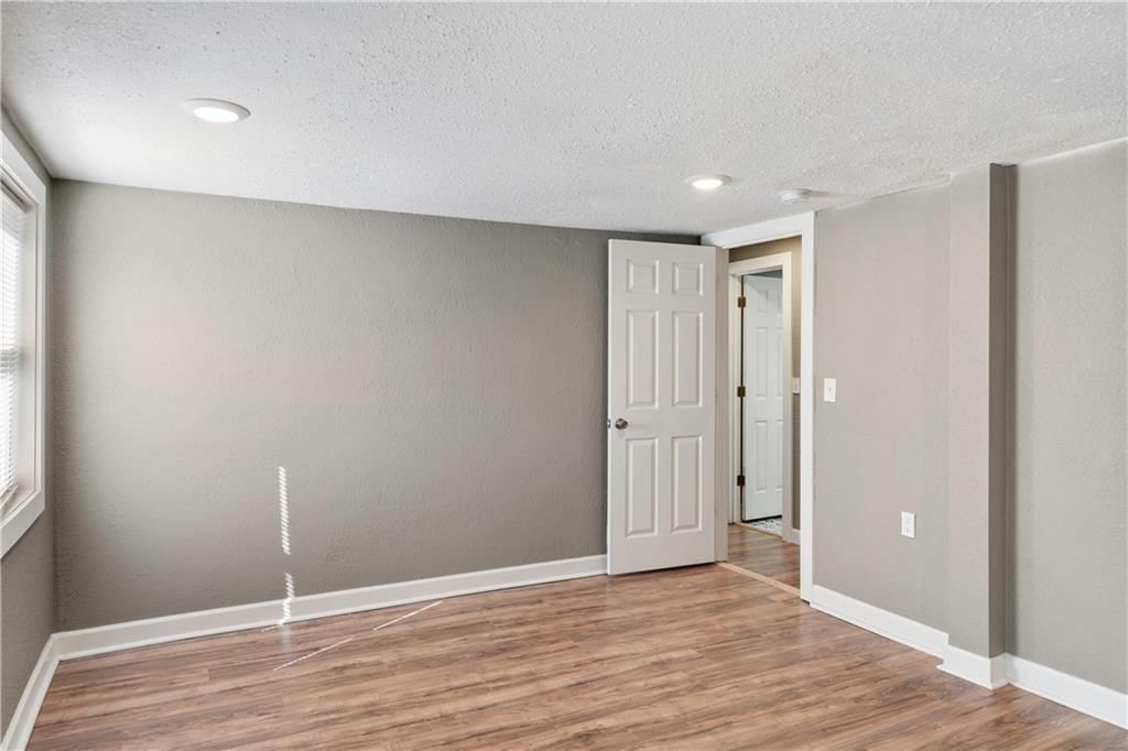 1133 Fuller Avenue — photo 15