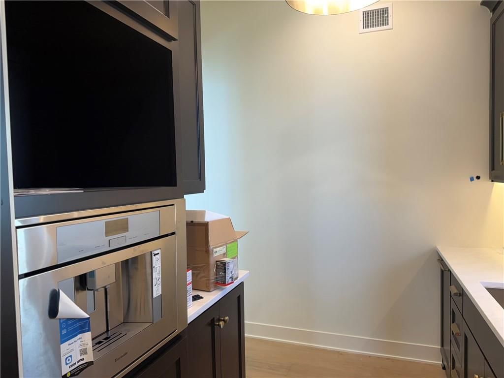 3423 NE 102nd Street — photo 19