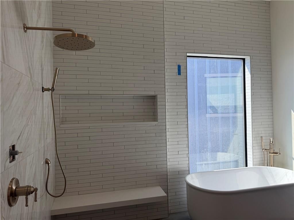 3423 NE 102nd Street — photo 23