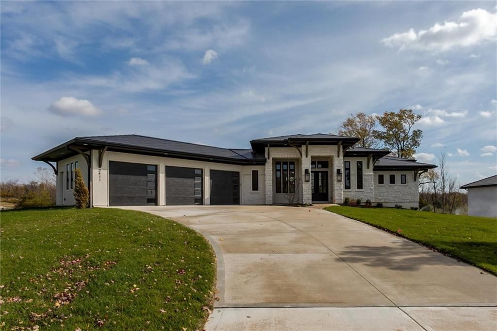 Photo 2 of 48 - 3411 S Mize Ridge Court