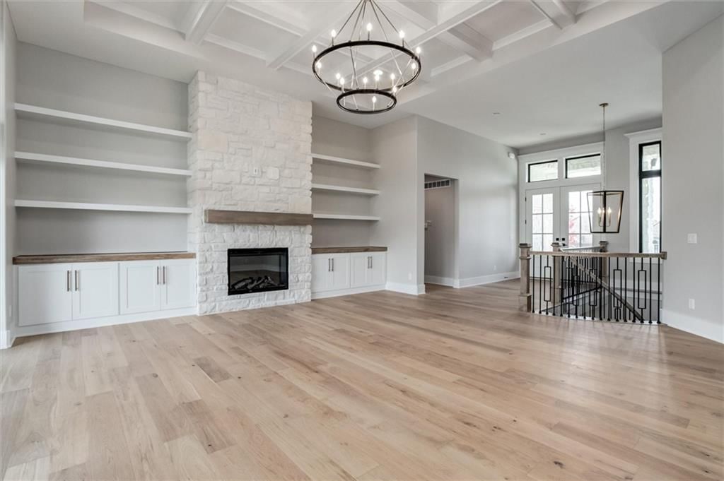 Photo 12 of 48 - 3411 S Mize Ridge Court