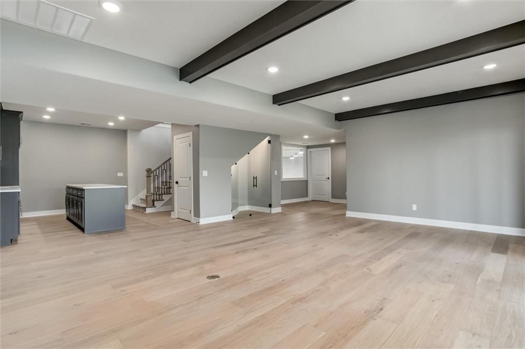 Photo 33 of 48 - 3411 S Mize Ridge Court