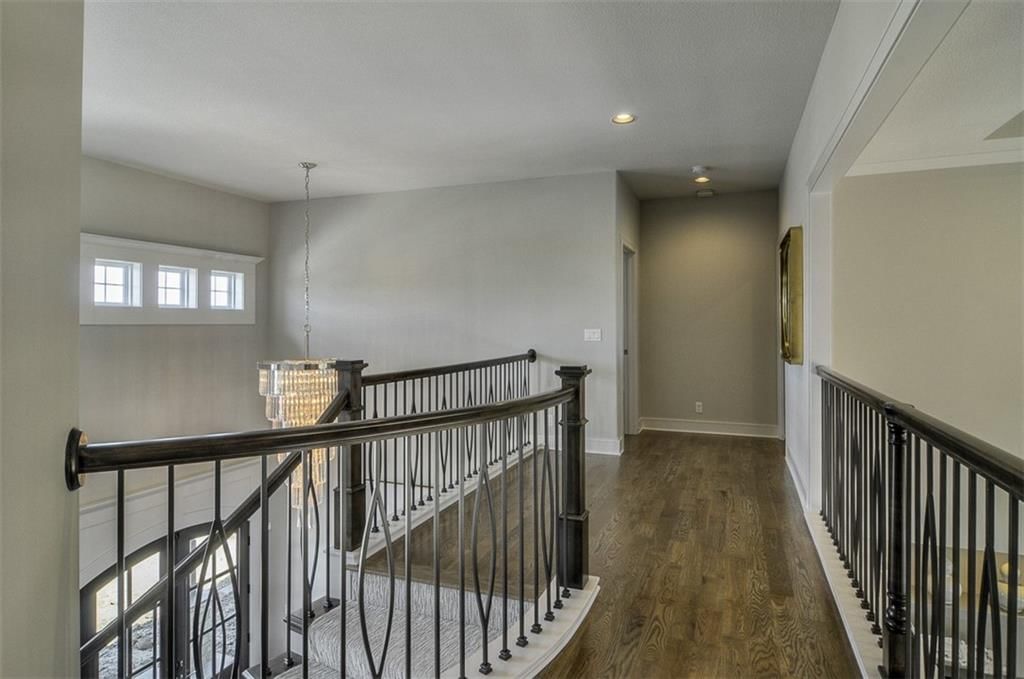 Photo 15 of 75 - 16904 Parkhill Street