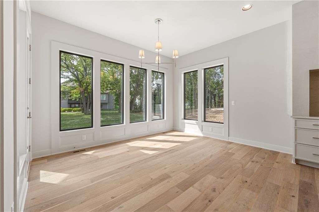 Photo 53 of 75 - 16904 Parkhill Street