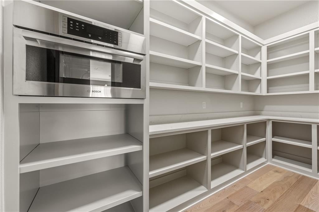 Photo 55 of 75 - 16904 Parkhill Street