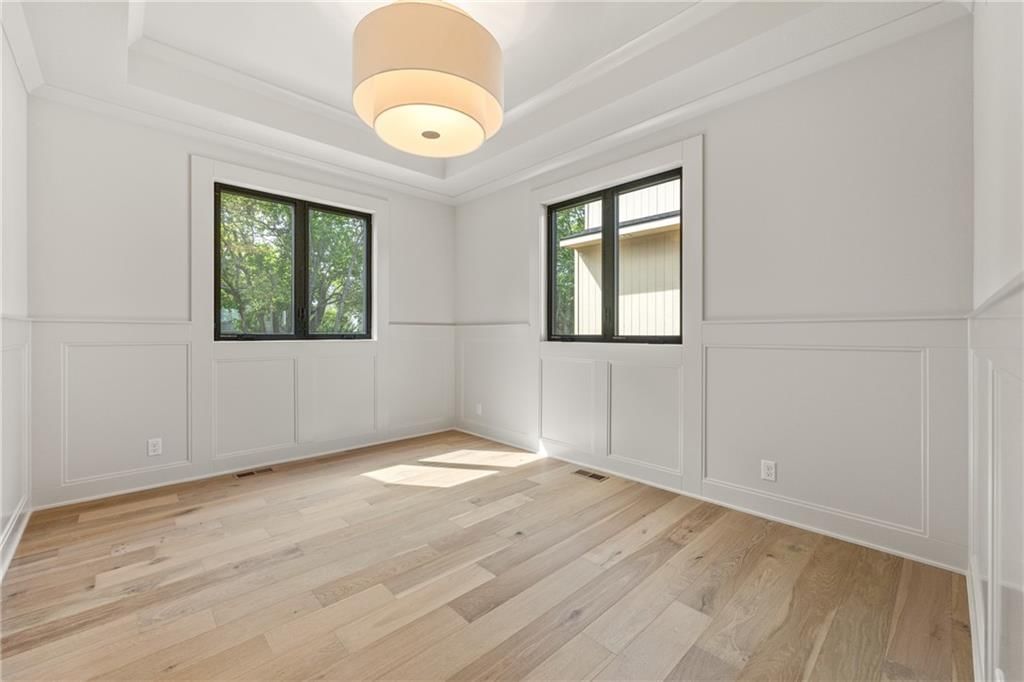 Photo 56 of 75 - 16904 Parkhill Street