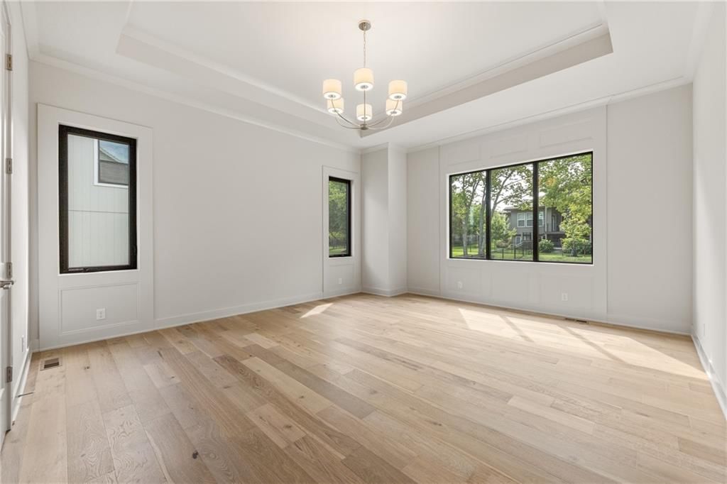 Photo 58 of 75 - 16904 Parkhill Street