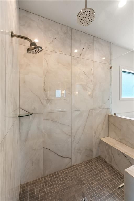 Photo 63 of 75 - 16904 Parkhill Street