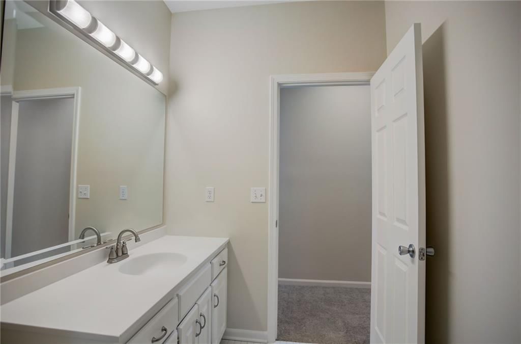 11224 W 239th Street — photo 9