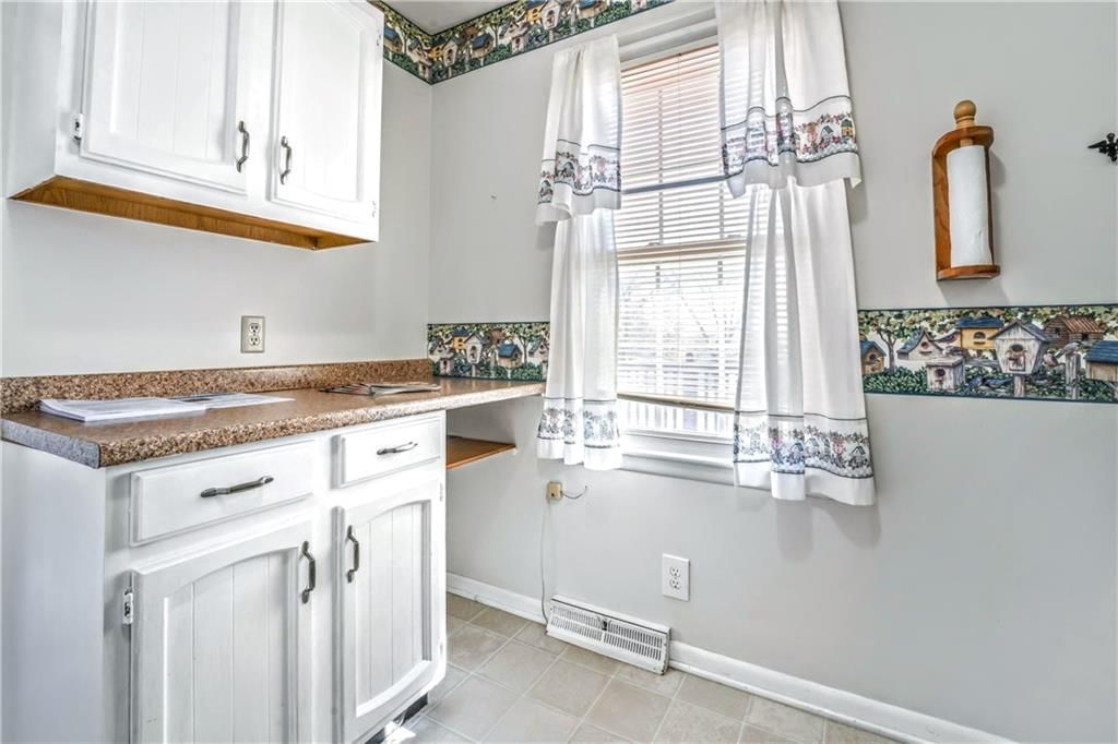 8515 Penner Avenue — photo 9