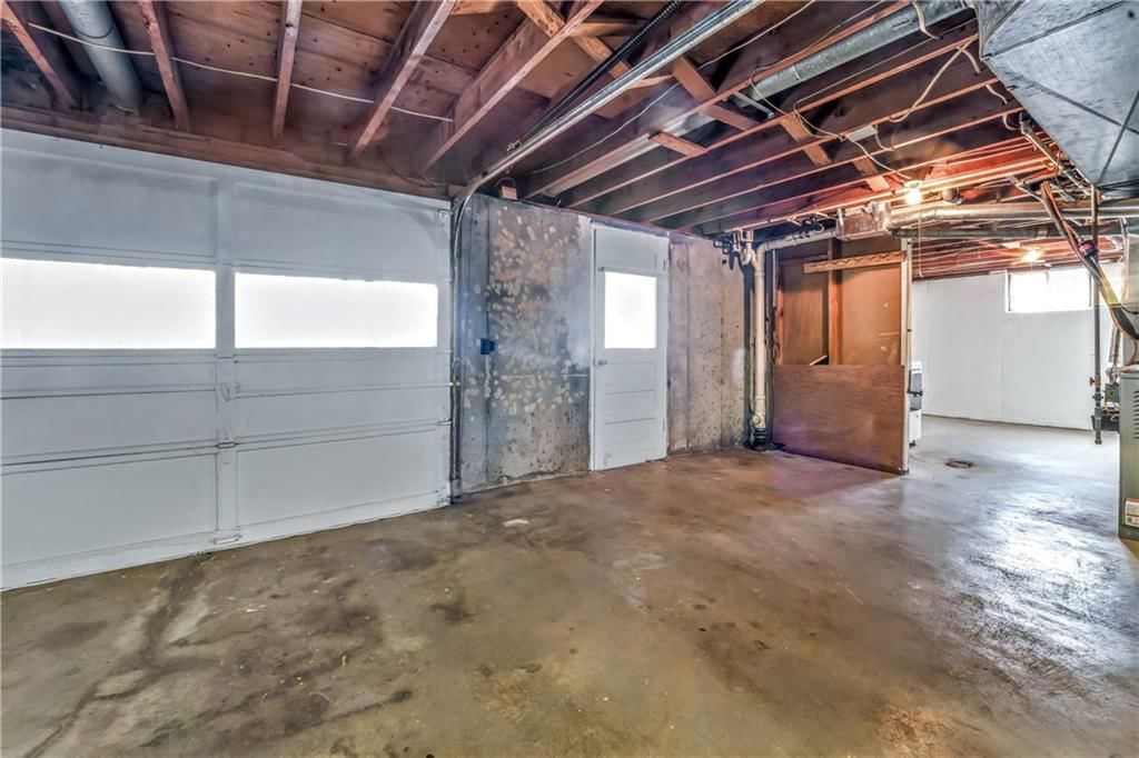 8515 Penner Avenue — photo 16