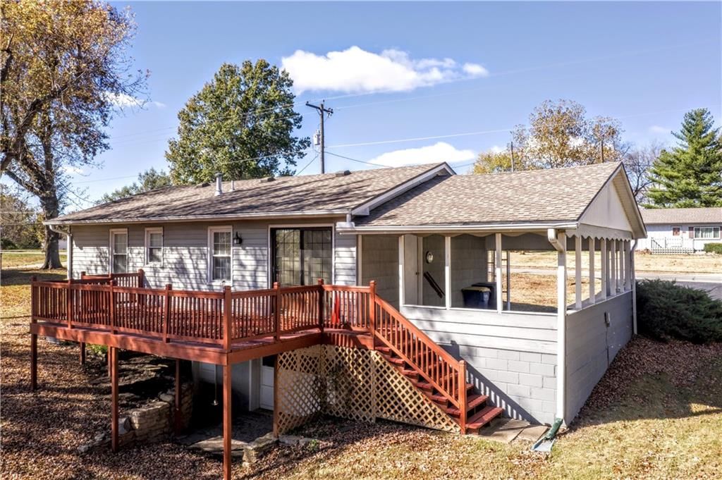 8515 Penner Avenue — photo 31