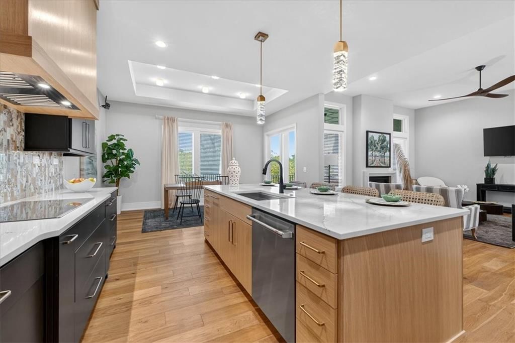8170 Westlake Drive — photo 11