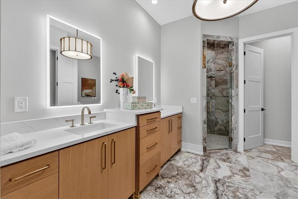 8170 Westlake Drive — photo 30
