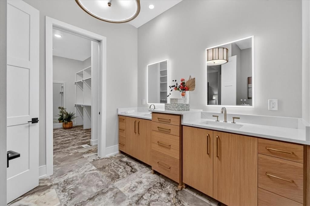 8170 Westlake Drive — photo 32