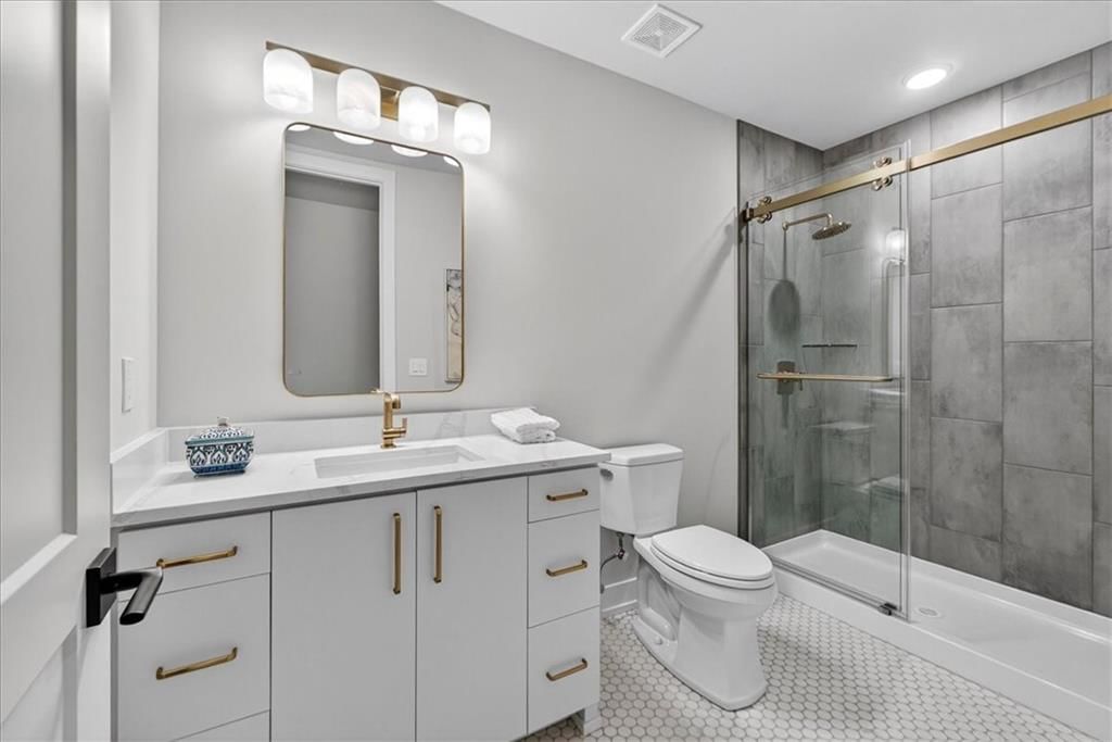 8170 Westlake Drive — photo 38