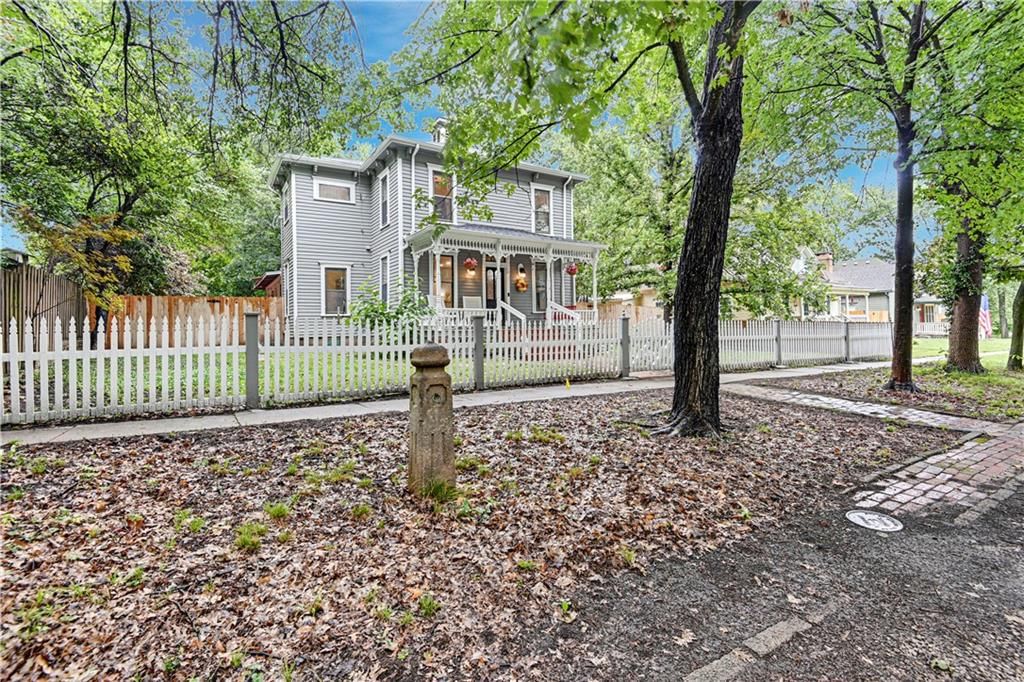 620 Jersey Street — photo 3