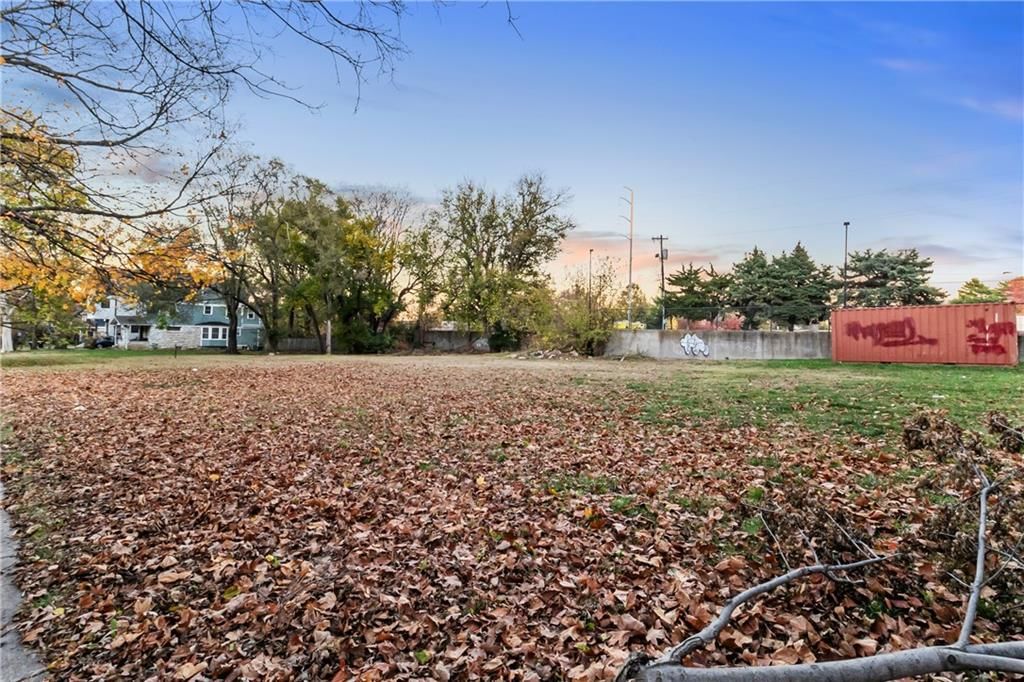 2833 Harrison Street — photo 14