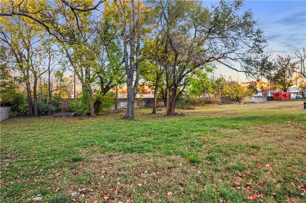 2833 Harrison Street — photo 16
