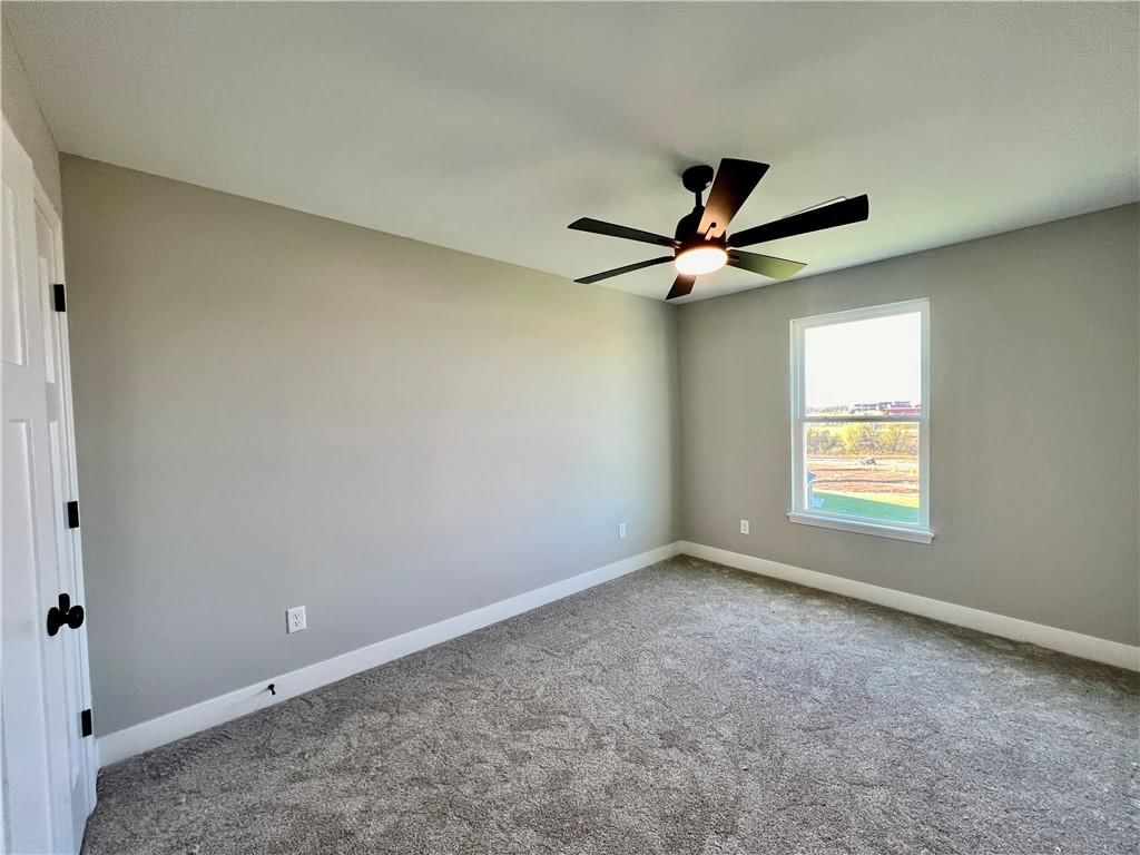 7712 NE 106th Place — photo 10