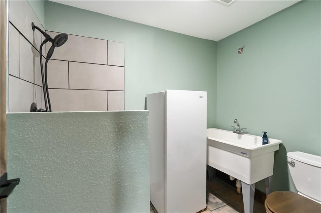 147 Osborne Road — photo 31