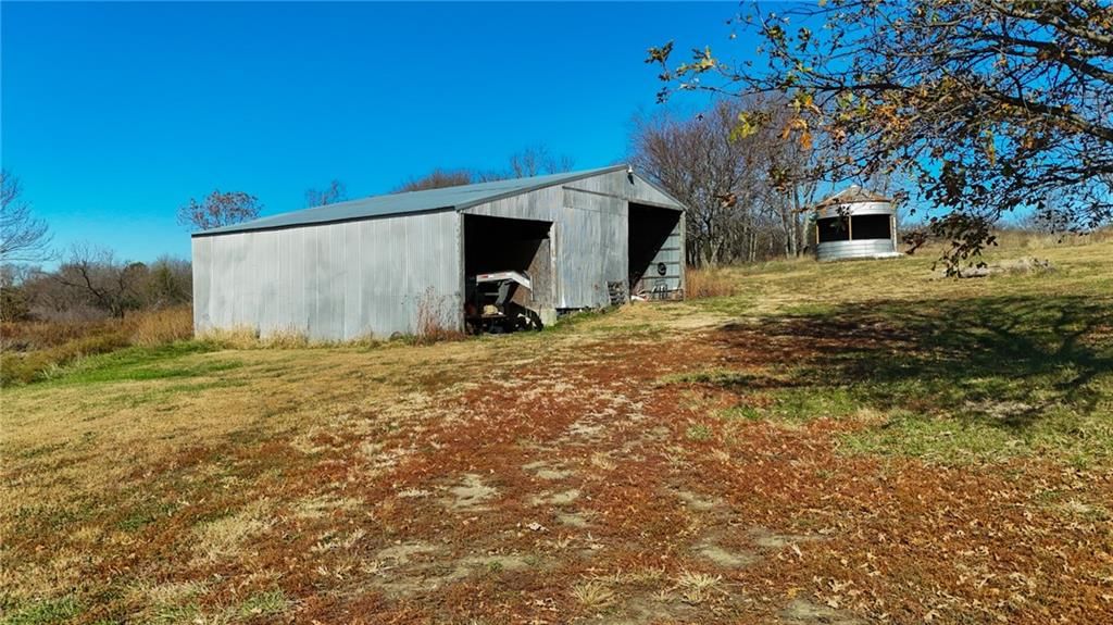 147 Osborne Road — photo 57