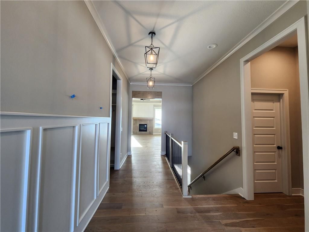 11128 S Violet Street — photo 4