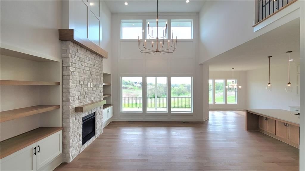 18225 Monrovia Street — photo 10