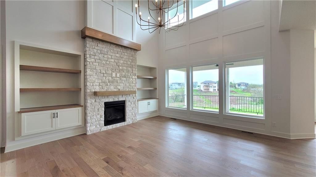 18225 Monrovia Street — photo 11