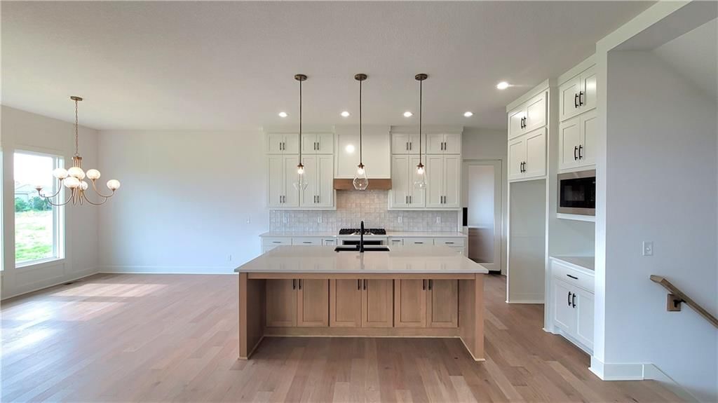 18225 Monrovia Street — photo 14
