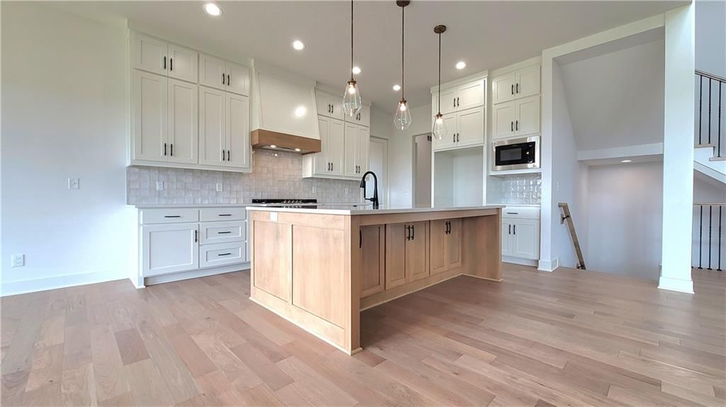 18225 Monrovia Street — photo 15