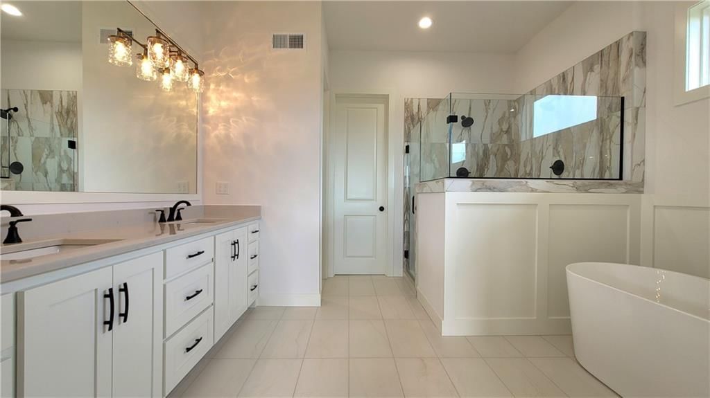 18225 Monrovia Street — photo 25
