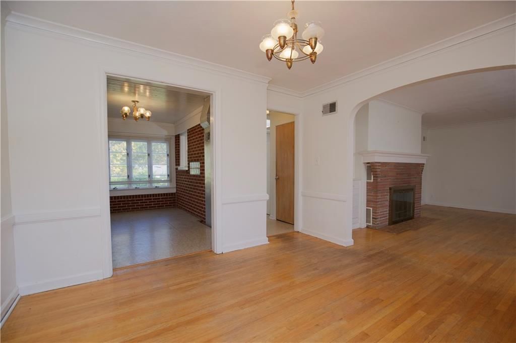 7543 Oak Street — photo 7