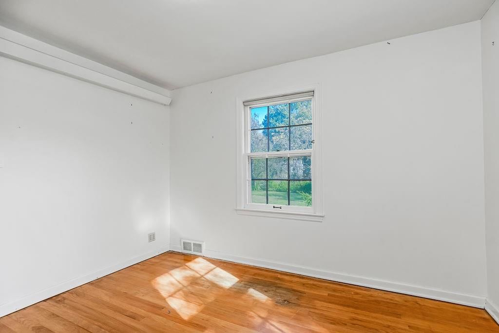 7543 Oak Street — photo 26