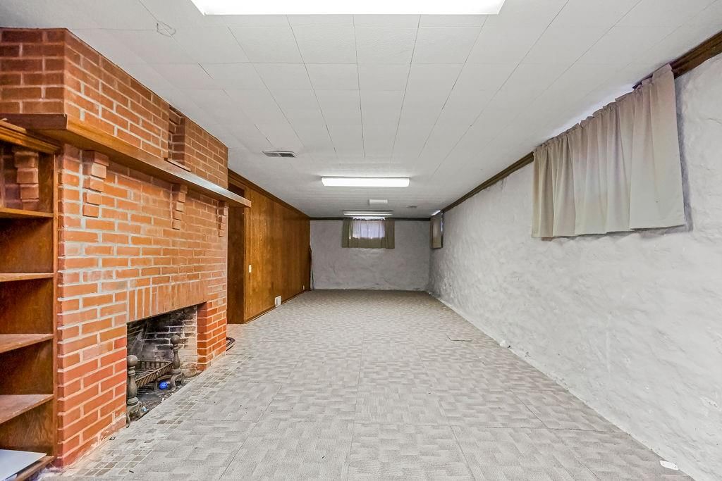 7543 Oak Street — photo 30