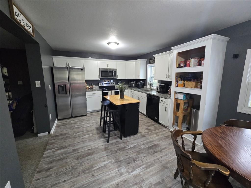 103 Walnut Street — photo 9