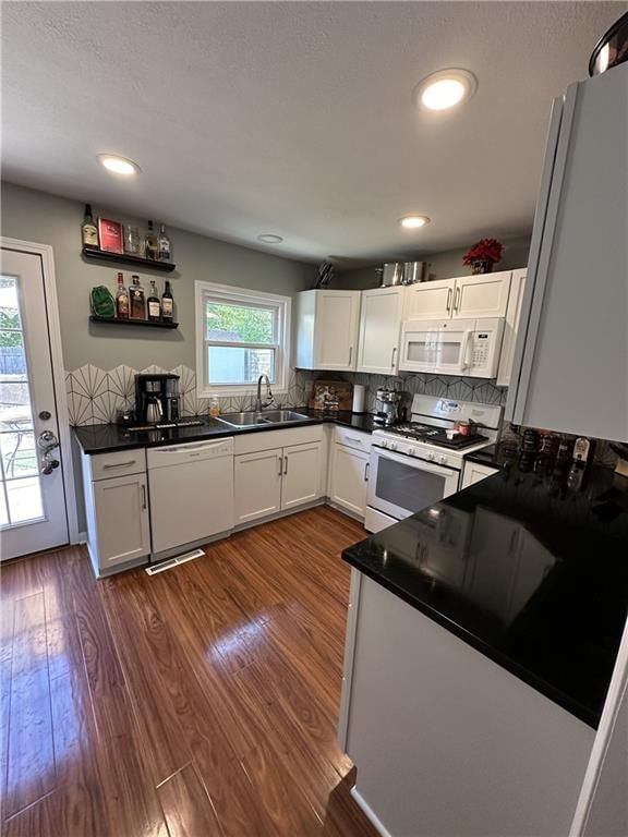1406 N 61st Terrace — photo 11