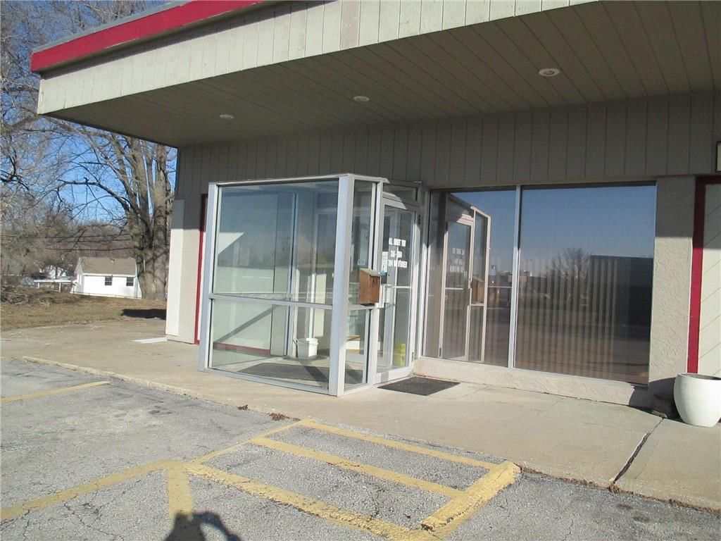 704 NW Obrien Road — photo 3