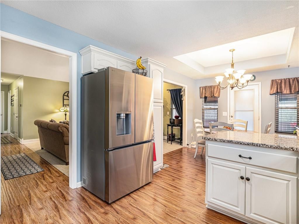 11214 N Ditman Avenue — photo 15